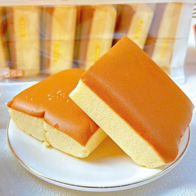 Bánh bông lan nguyên chất